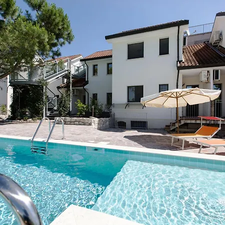 Liza 4 * Albarella Island