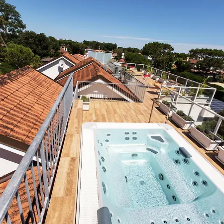 Liza 4 Villa Albarella Island