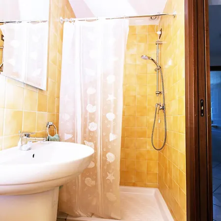 Liza 4 Вилла Изола Альбарелла